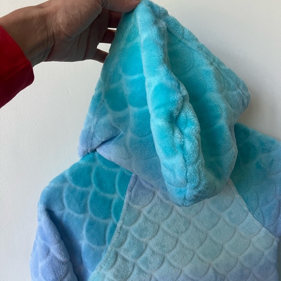 Kids More than Magic Onesie size Medium - Picture 7 of 8